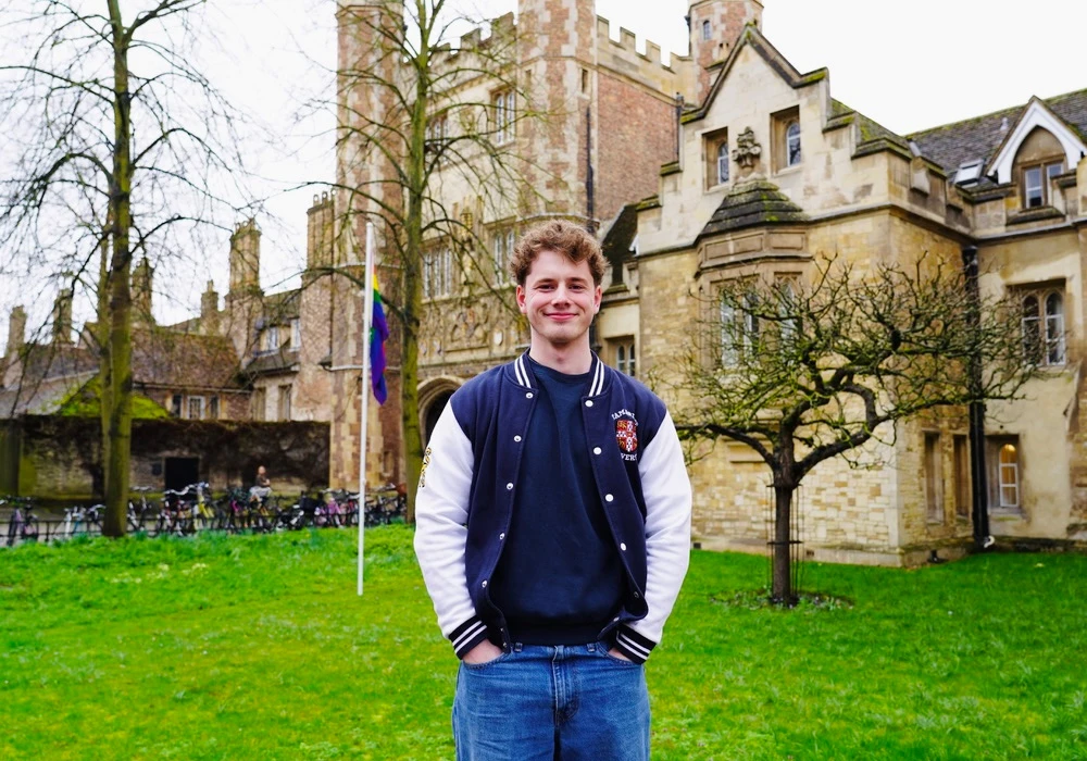 讲述三一学院图书馆由来